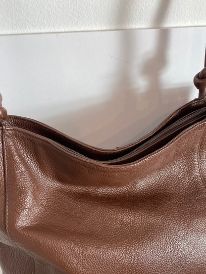 OTRAS. Bolso marrón