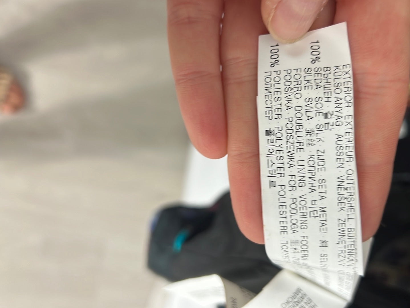 ZARA. Kimono seda estampado mariposas. T M