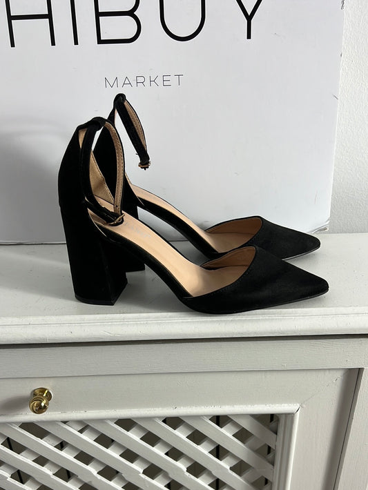 TULIPANO. Black high heels with ankle buckle. Size 37