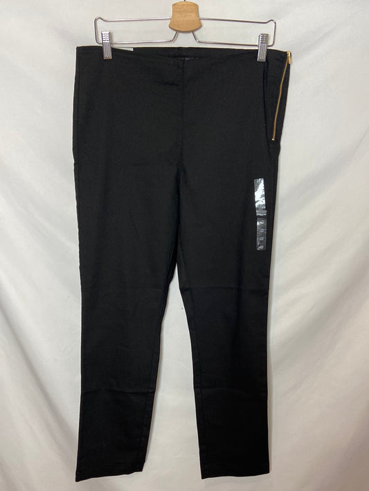H&amp;M. Black dress pants size 46
