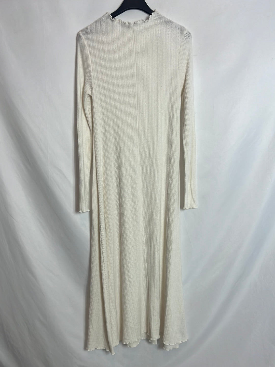 MANGO. Vestido midi punto blanco roto. T XS (tara)