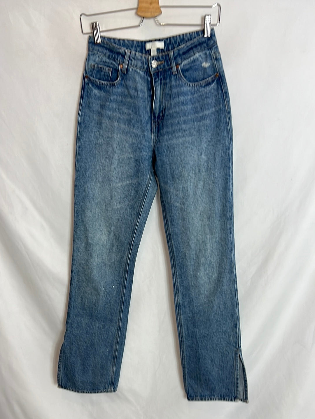 H&amp;M. Denim trousers with a 34-inch opening