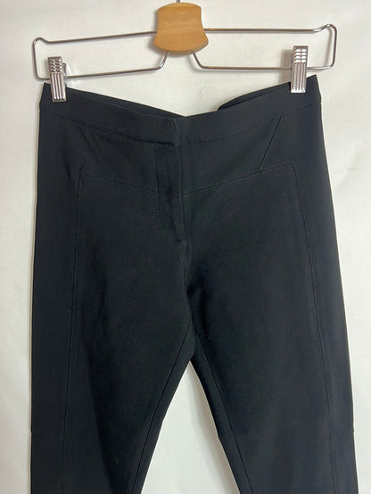 UTERQÜE. Pantalón negro pitillo elástico. T XS