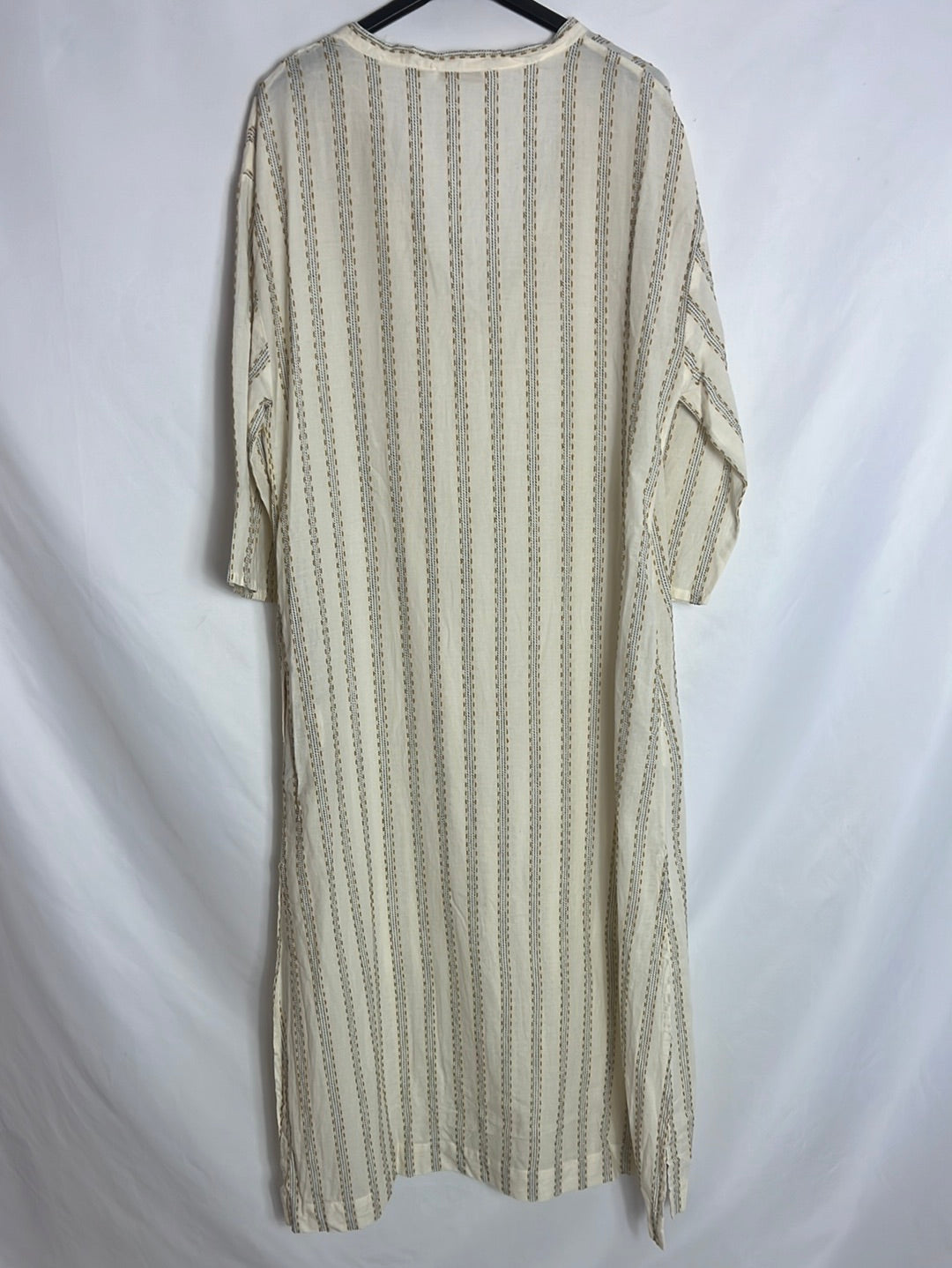 ZARA HOME.  Vestido estilo caftán bordados. T S
