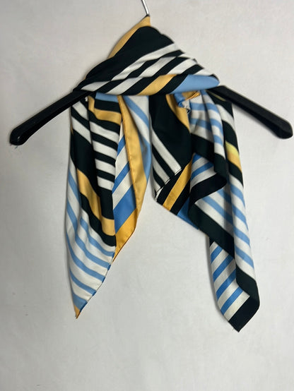 OTRAS. Pañuelo pequeño satinado rayas