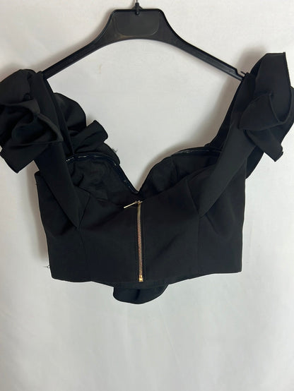 DANITY.Black crop top with ruffles Ts