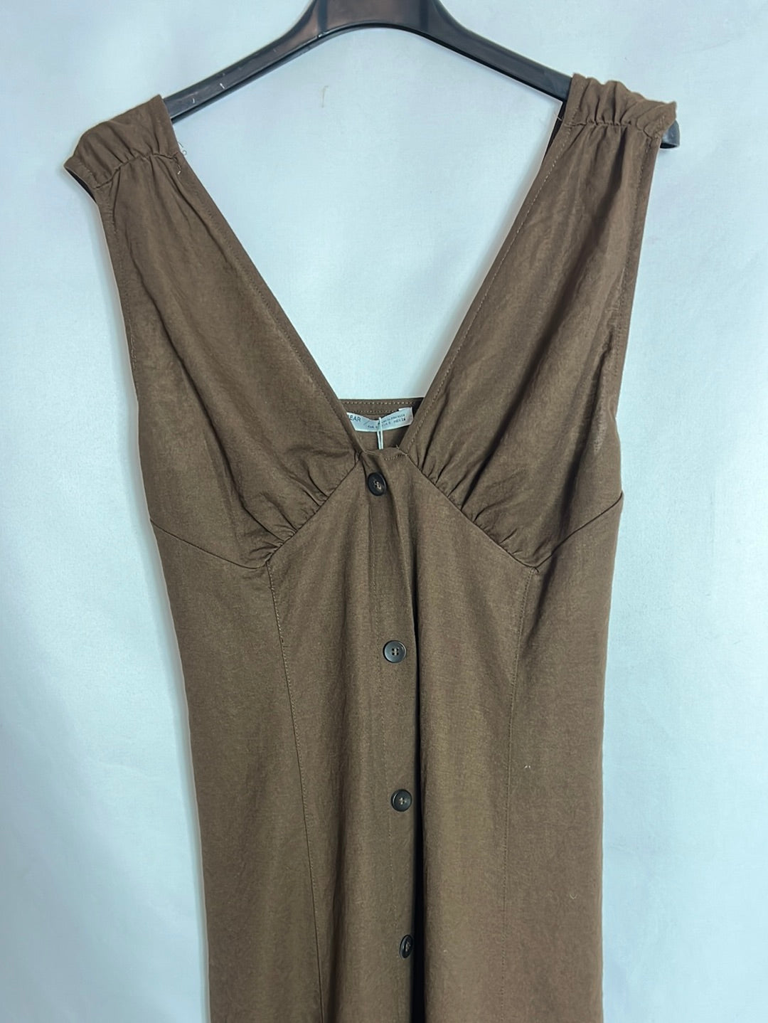 PULL&BEAR. Vestido midi marrón abotonado. T S