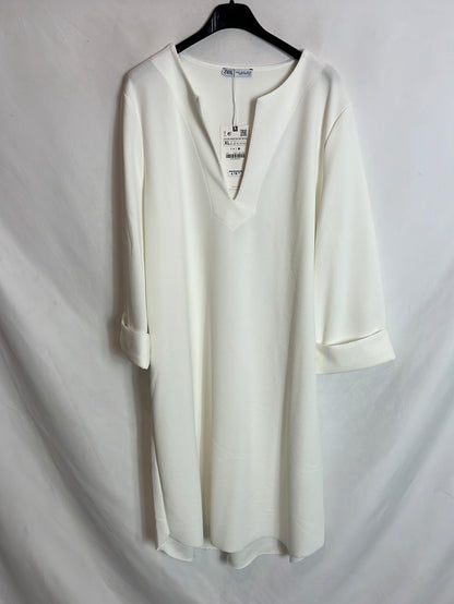 ZARA. Vestido blanco textura. T XL