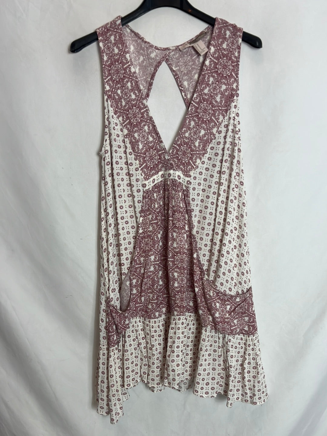 FOREVER 21. Short dress with slits. TM