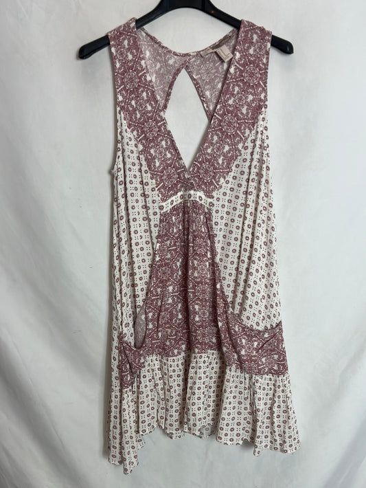 FOREVER 21. Short dress with slits. TM