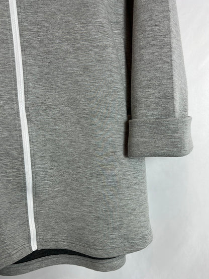 ZARA. Long gray hooded jacket. TS (tara)
