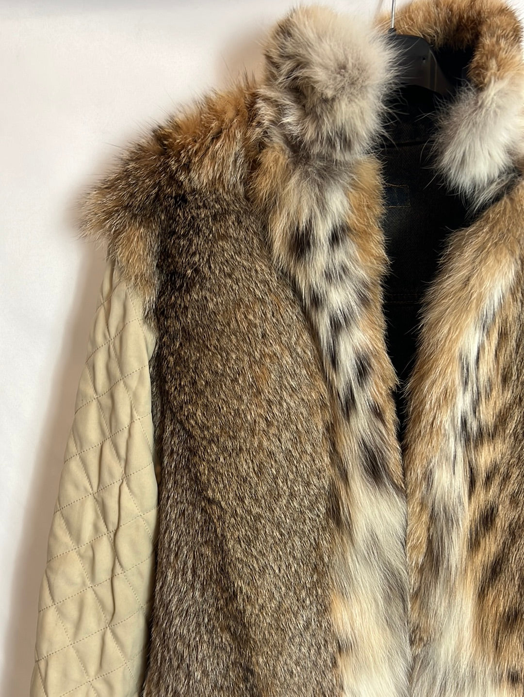 MARIA DI RIPABIANCA. Denim jacket and fur interior. TS (reversible)