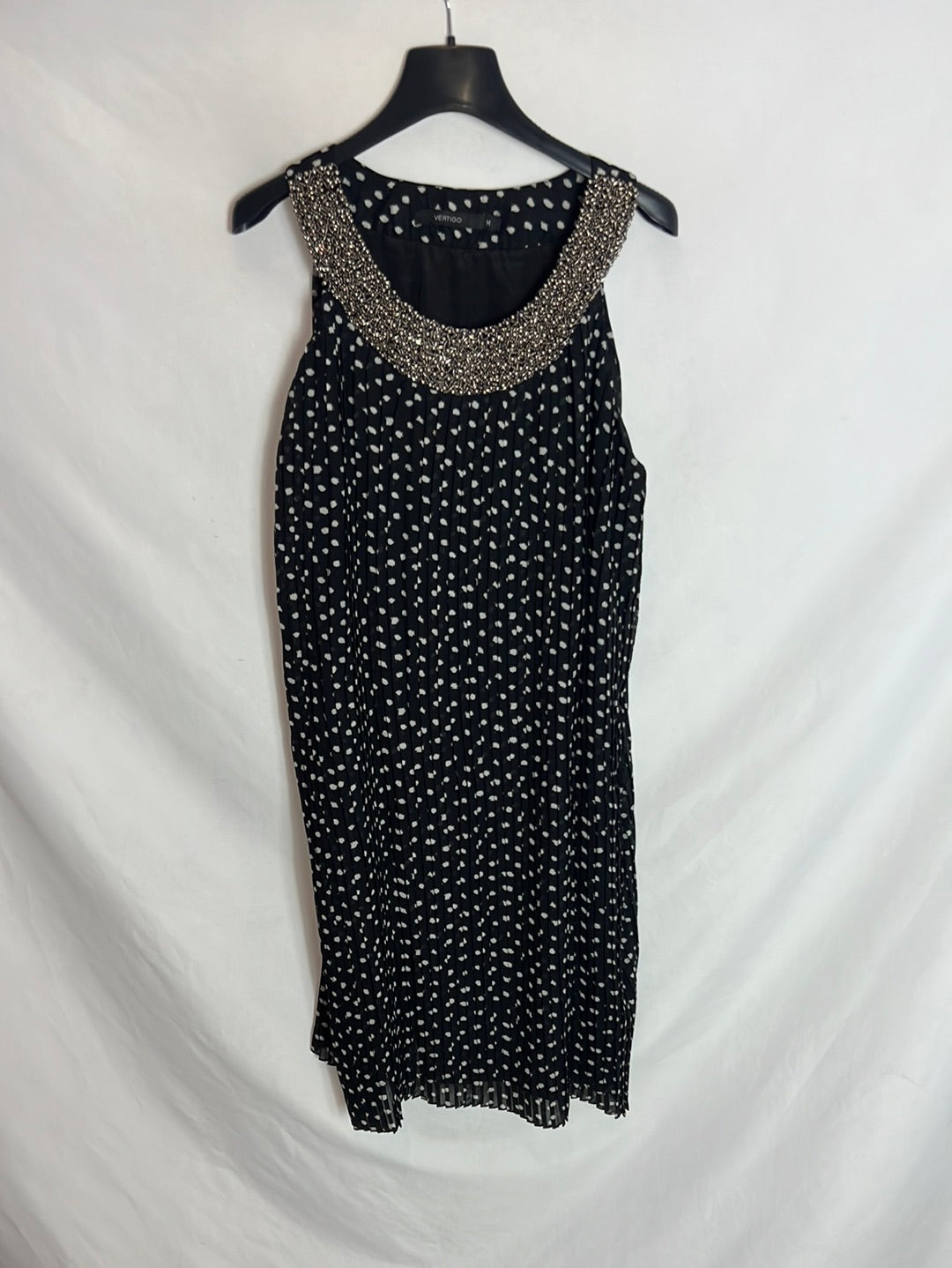 VERTIGO. Vestido corto fluido. T.M