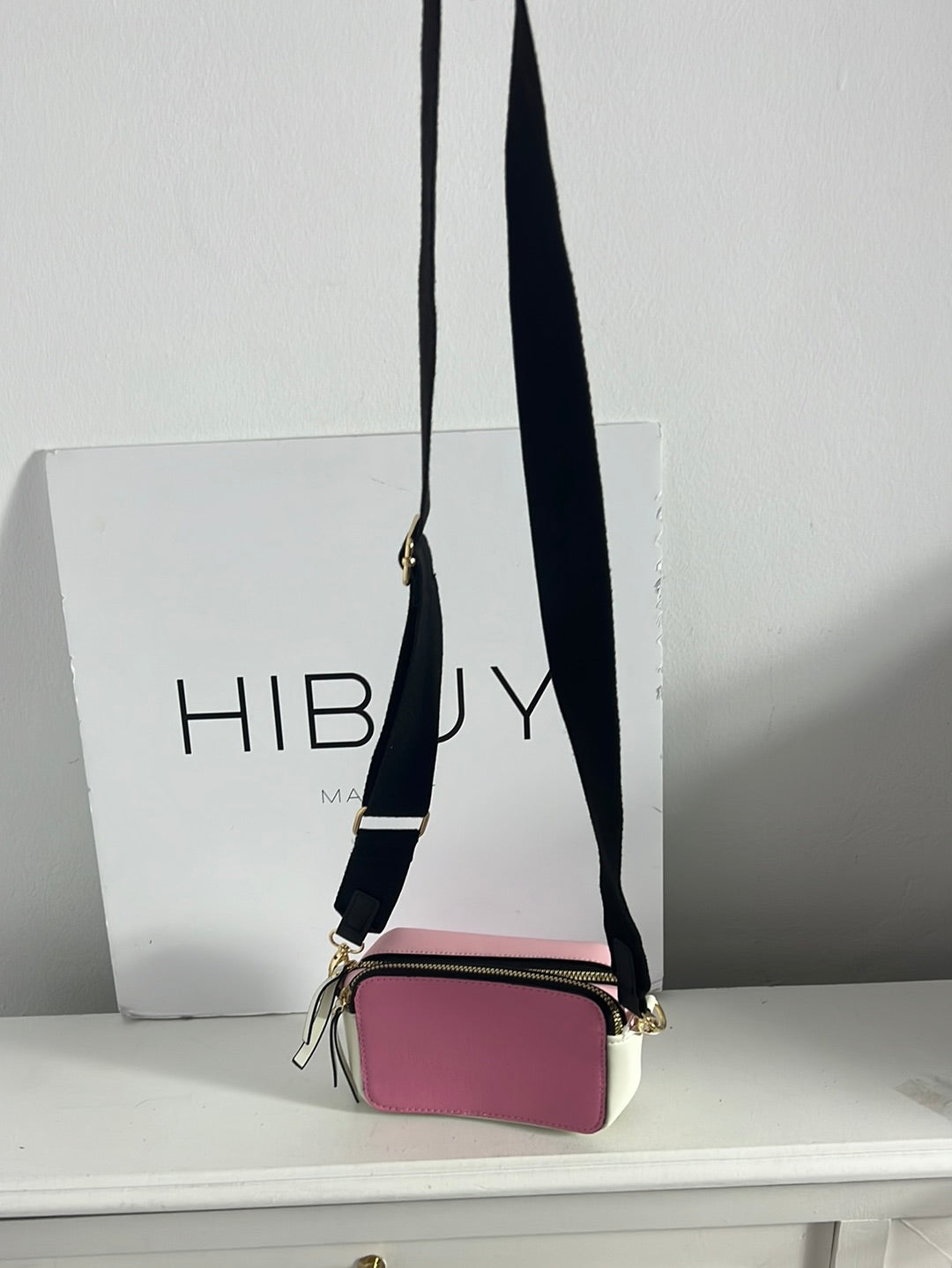 PRIMARK. Pink and white bag with fabric handle