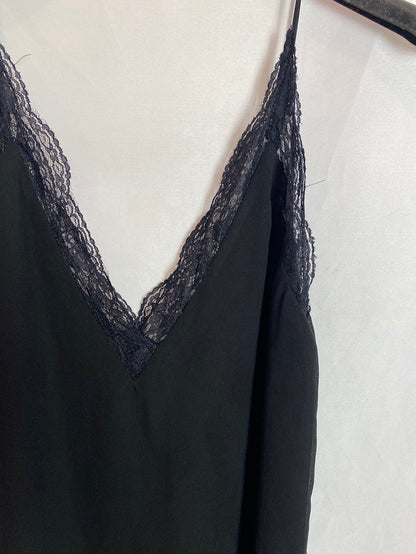 ZARA. Top lencero negro. T.s