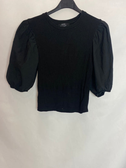 BERSHKA. Top Negro mangas farol T.S