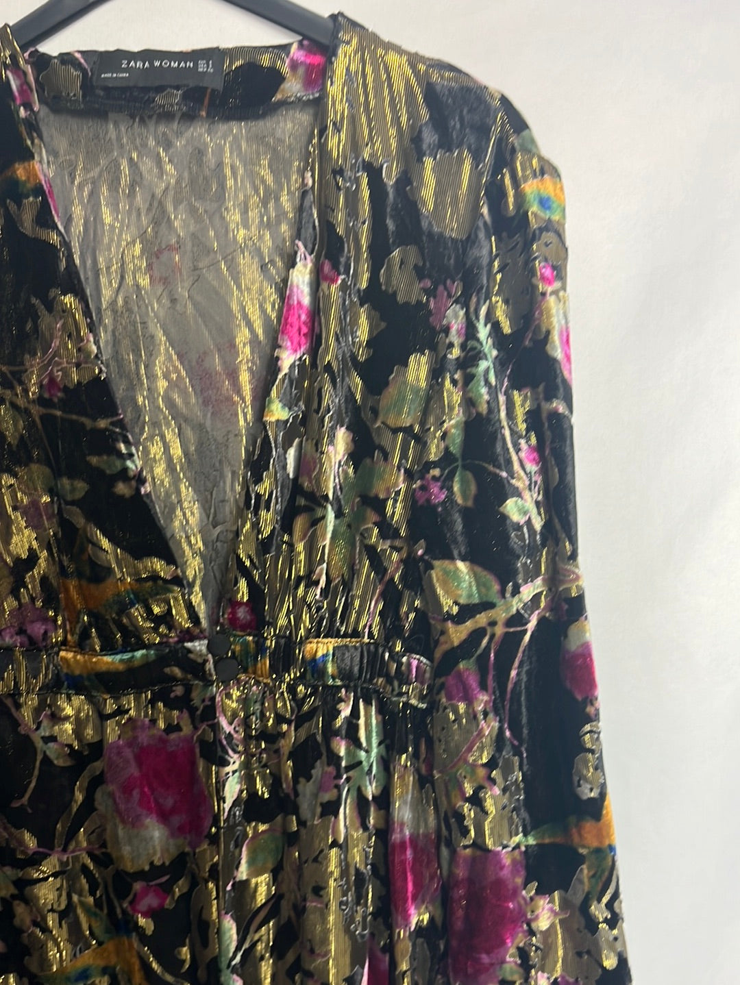 ZARA. Chaqueta larga doble textura estampada. T S