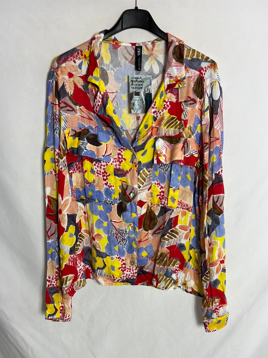 ZARA. Blusa estampada colores. T L