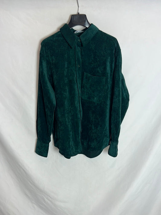 ZARA. Camisa botones textura verde. T.M