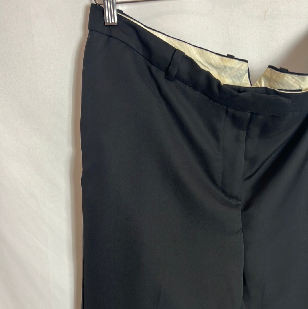 H&amp;M. Black pleated trousers. Size 46