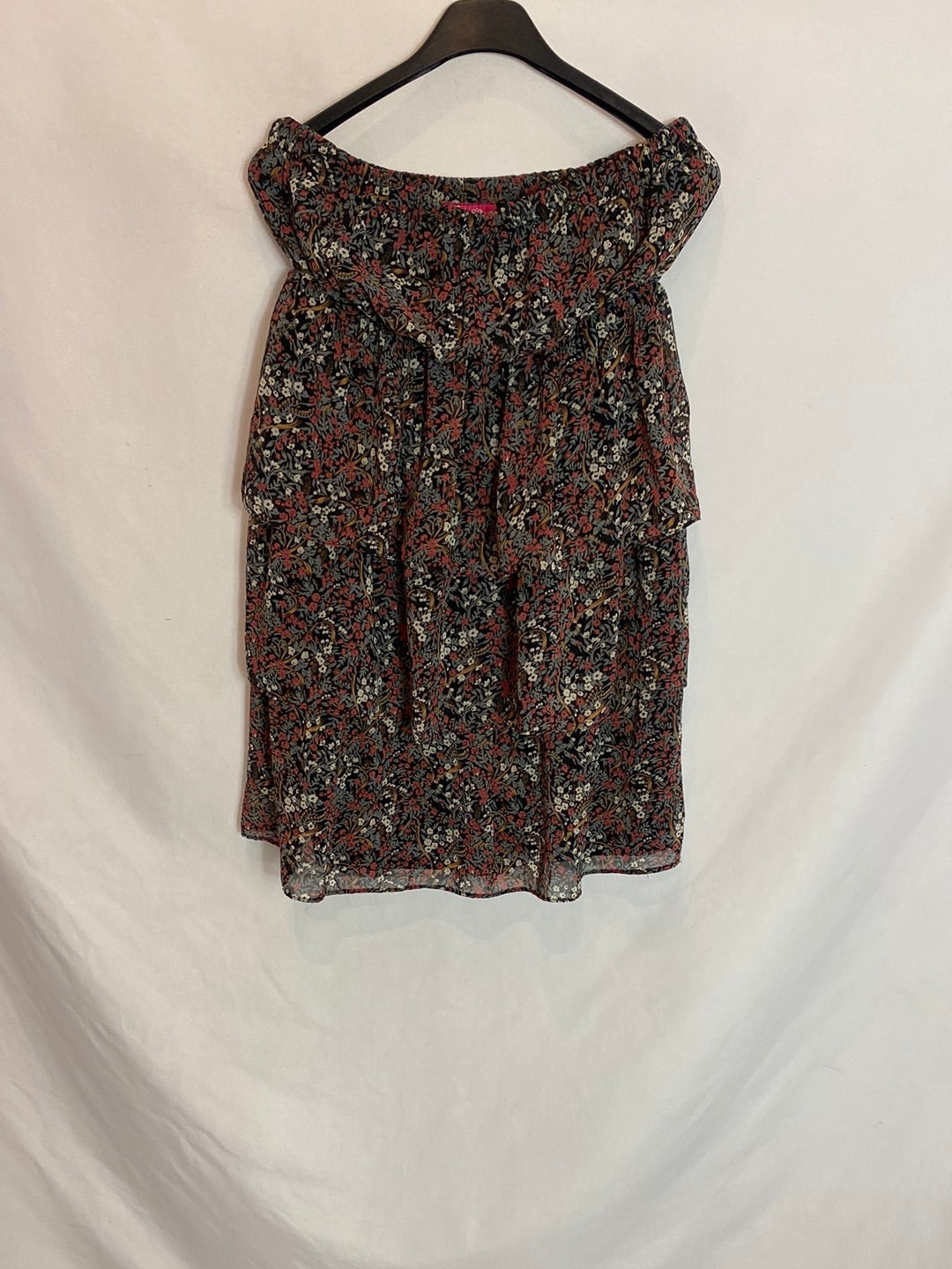 OTHERS. Strapless dress with ruffles. TM