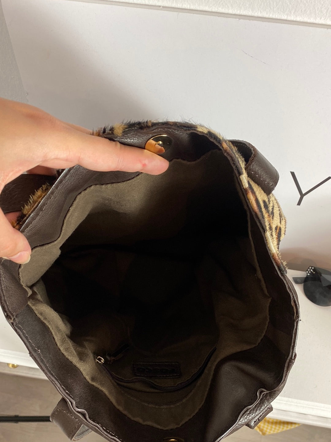 FOSCO. Bolso de hombro piel marrón