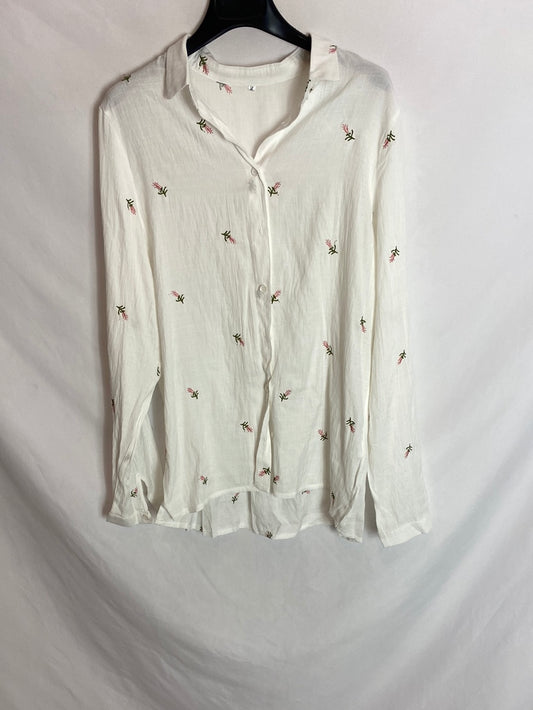 OTRAS. Camisa botones detalles flores. T.M