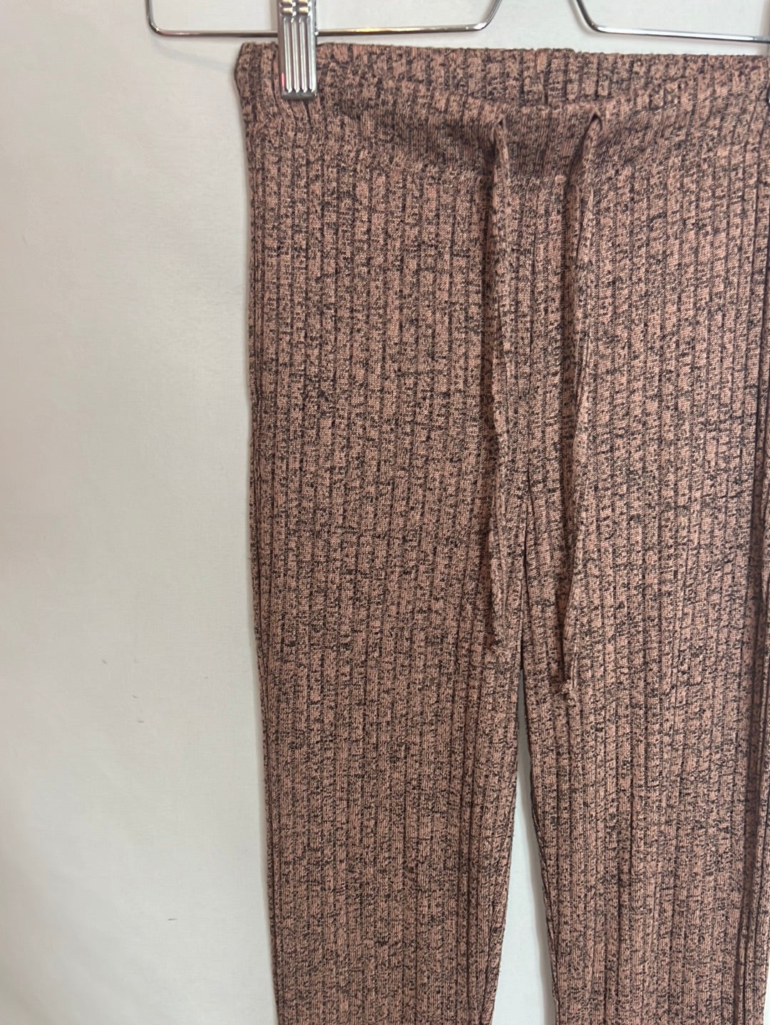 TOPSHOP. Pantalón punto campana. T.32