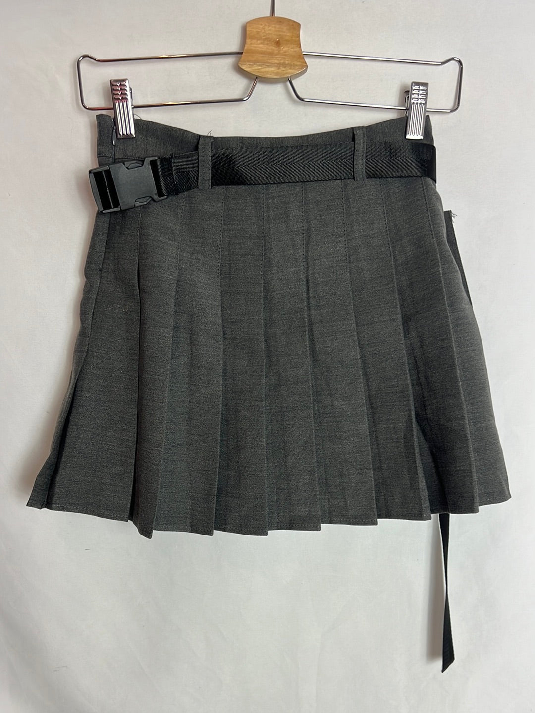 OTHER. Grey pleated skirt/trousers S.xs