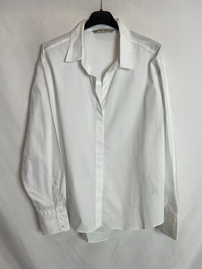ZARA. Blusa blanca asimétrica. T XL