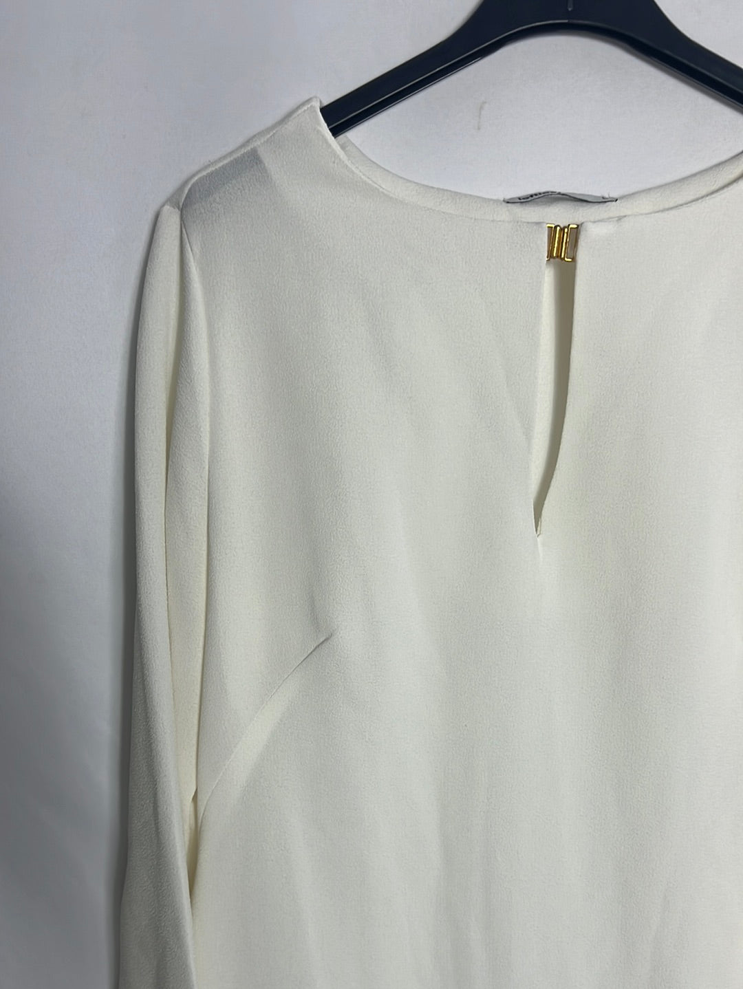 LEFTIES. Two-tone white and blue dress. TL