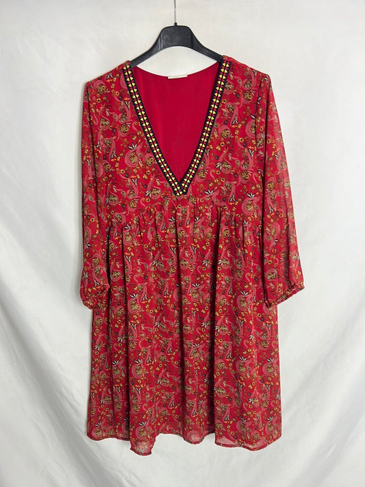 VILA. Short burgundy printed dress. Size 36