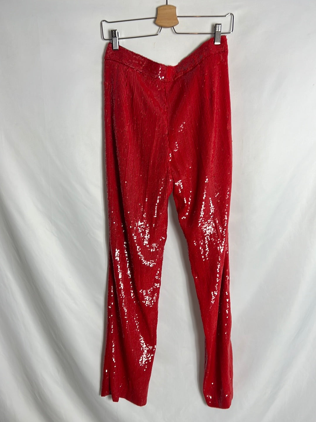 ZARA. Total look blazer y pantalón rojo lentejuelas. T S