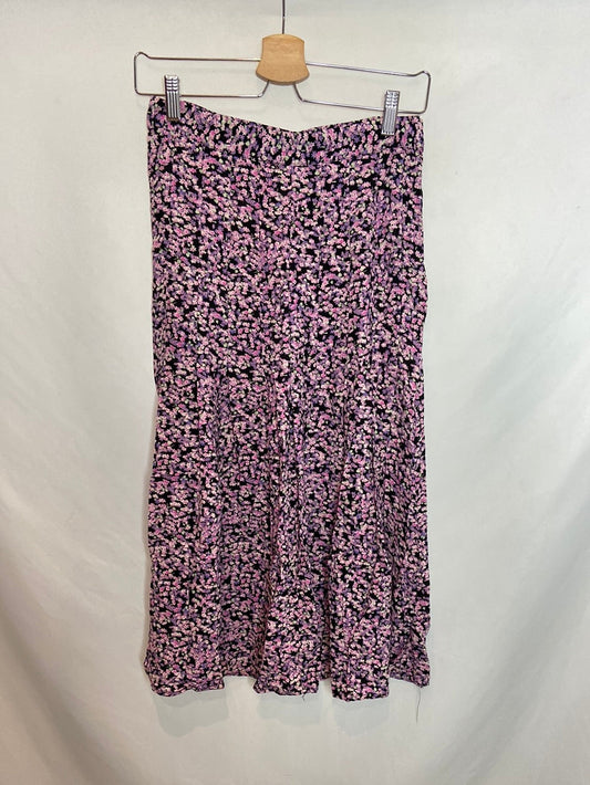 H&amp;M. Floral midi skirt. Size 38