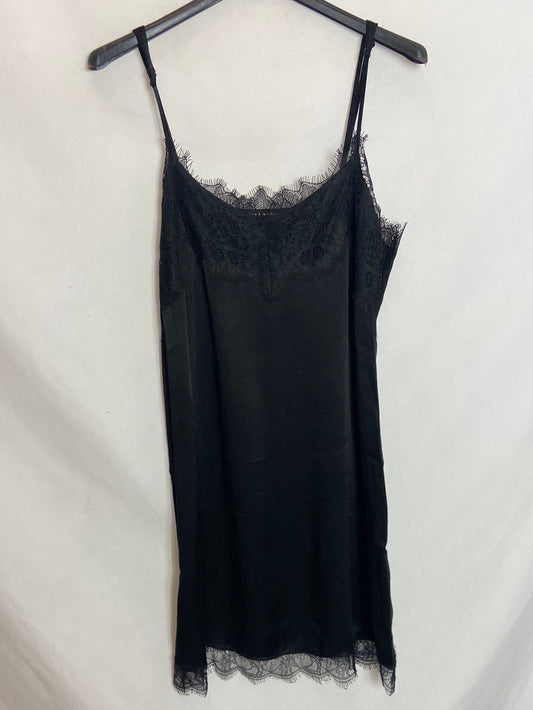 ZARA. Vestido lencero satinado. T.XS