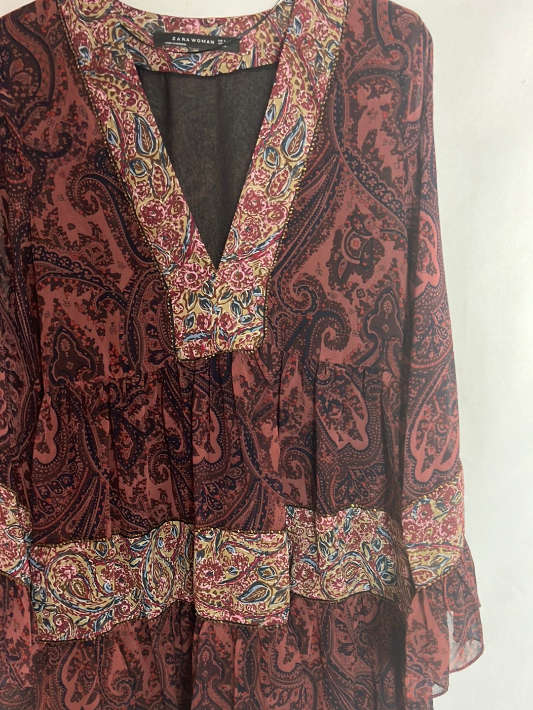 ZARA. Vestido estampado amebas y abalorios. T S