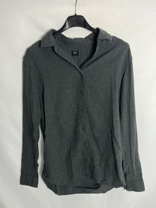 UNIQLO. Flowy gray shirt. T.xs