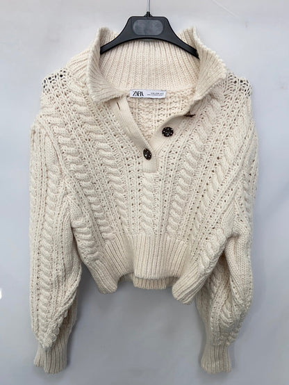 ZARA. Oversized beige cropped sweater with jewel buttons TM