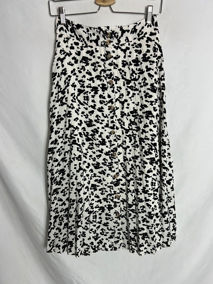STRADIVARIUS. Falda midi blanca plisada estampada. T S