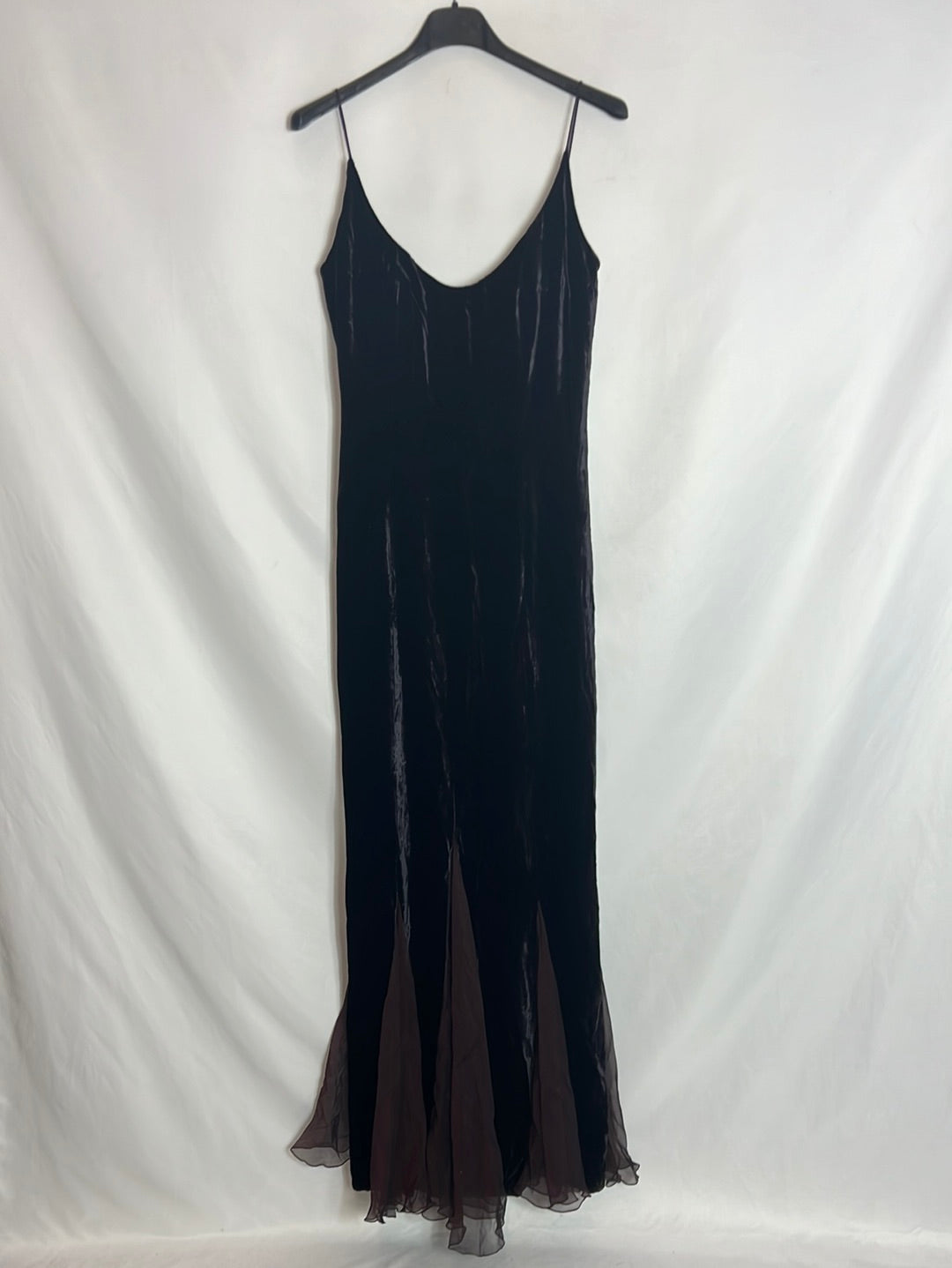 MAXMARA. Long brown velvet dress. Size 40