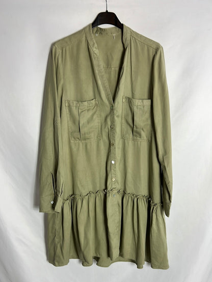 OTHERS. Short green dress with ruffles. TM