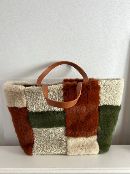 OTRAS. Bolso shopper pelito