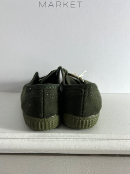 PISAMONAS. Green suede lace-up sneakers. Size 26