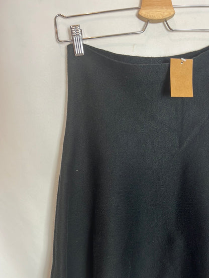 OTHERS. Black knit skirt Yours