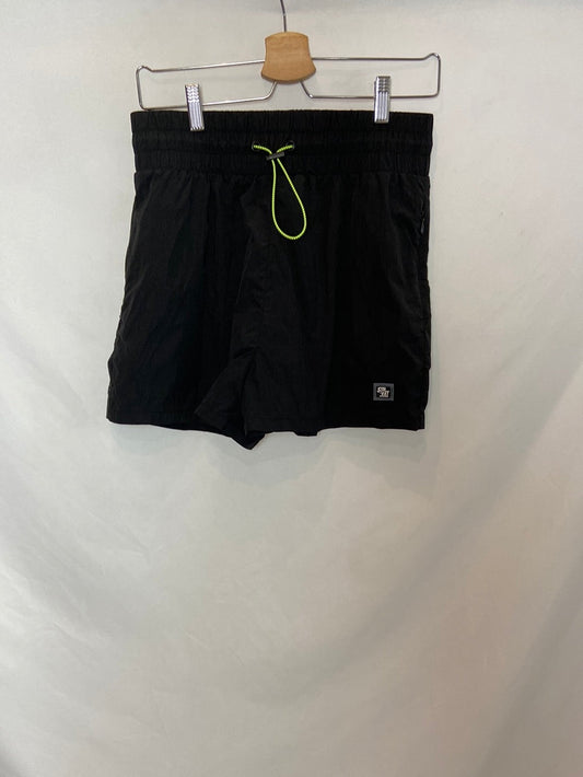 STRADIVARIUS. Black shorts Tm