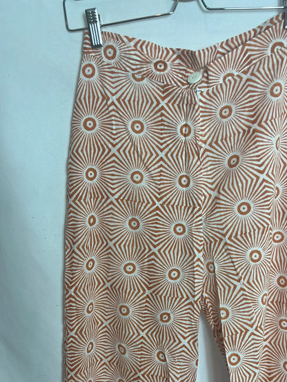 Pantalón fino estampado hippie T.s