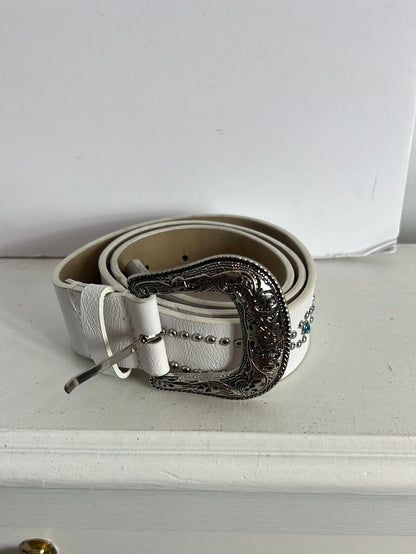 LOAVIES. White studded belt