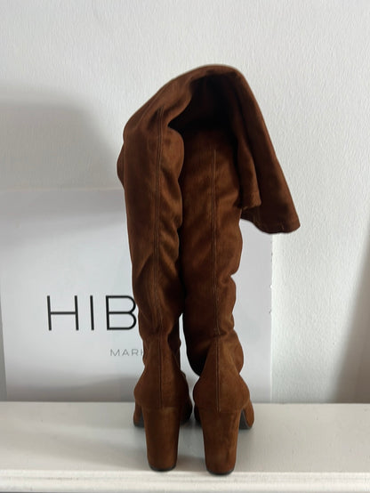 OTRAS. Botas ante camel T.37