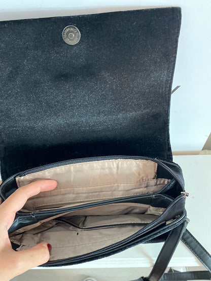 TOM&amp;EVA. Black velvet shoulder bag.