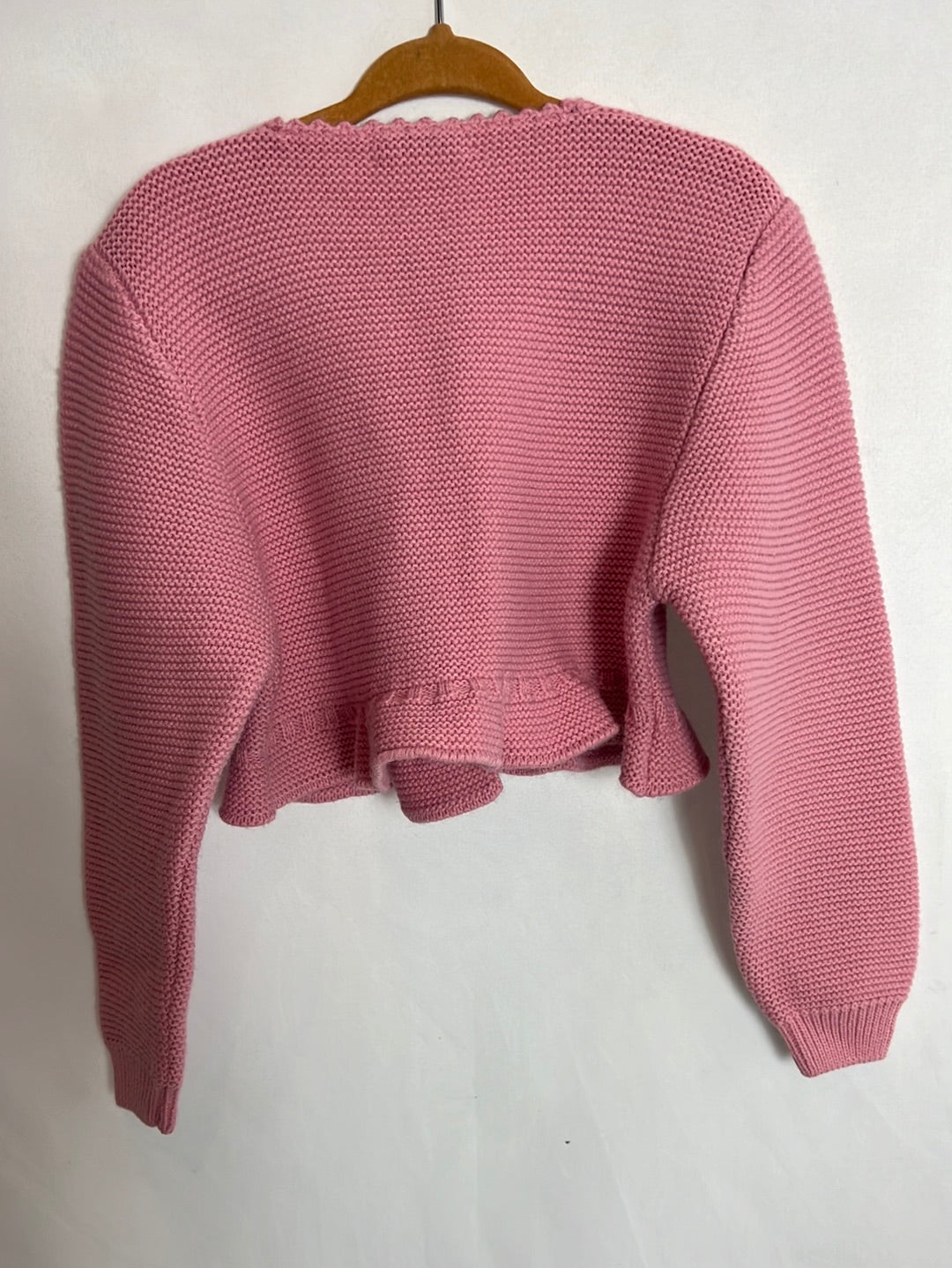ARTINSA. Pink ruffled cardigan. Size 5 years.